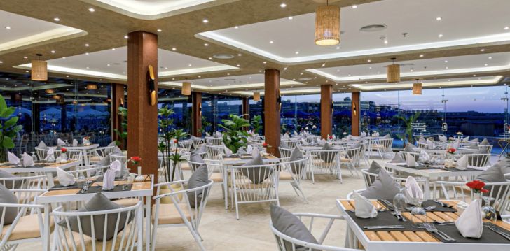 Apsistokite REWAYA MAJESTIC RESORT viešbutyje už gerą kainą. 