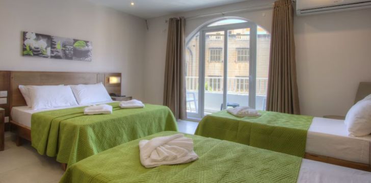 Apsistokite CERVIOLA HOTEL viešbutyje už gerą kainą.