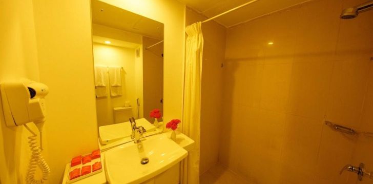 Viešbutis 5 dienų ekskursija (Superior) + nakvynė 4* viešbutyje CITRUS HIKKADUWA! įsikūręs Šri Lanka. 