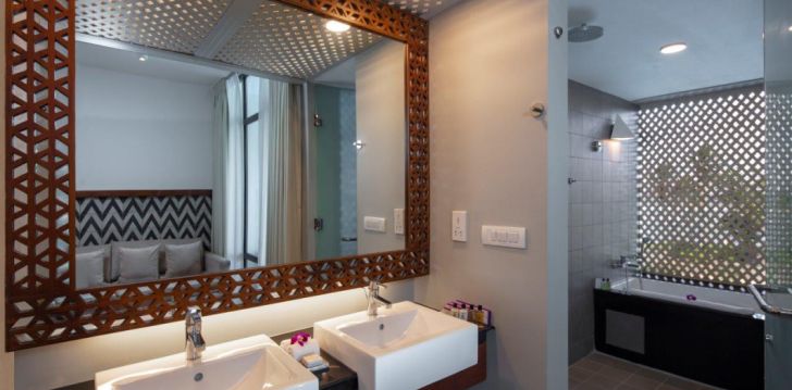 Planuoji kelionę į Šri Lanka? apsistokite 5 viešbutyje 5 dienų ekskursija (Superior 4*) + nakvynė 5* viešbutyje CINNAMON BEY RESORT!.