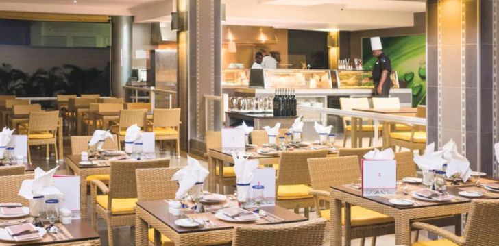 Patogus viešbutis jūsų kelionei – 5* RIU REGGAE (ADULTS ONLY)