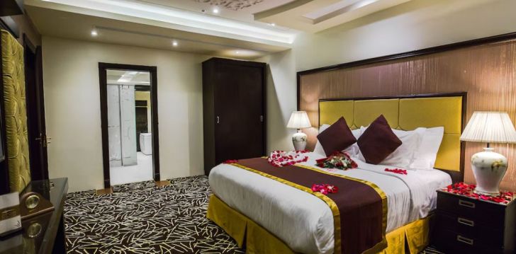 Viešbutis REST NIGHT HOTEL SUITES AL HAMRA įsikūręs Saudo Arabija.