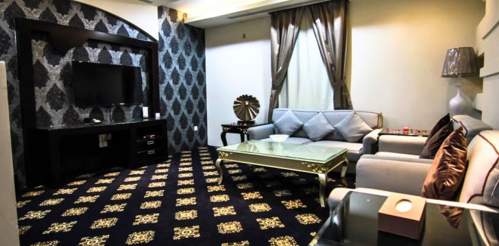 REST NIGHT HOTEL SUITES AL HAMRA - klientų vertinamas, kaip geras kainos ir kokybės santykis.