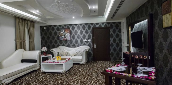 Rinkitės viešbutį REST NIGHT HOTEL SUITES AL HAMRA kelionei į Saudo Arabija