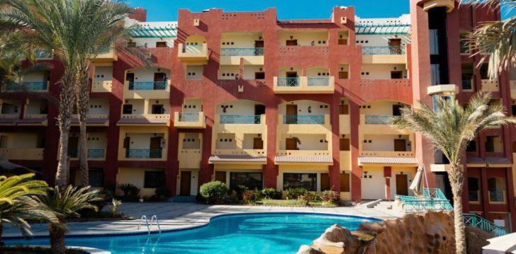 Apsistokite SUN & SEA HOTEL viešbutyje už gerą kainą. 