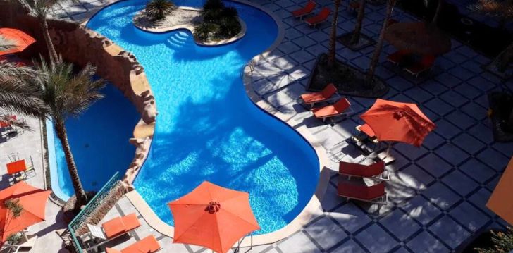 SUN & SEA HOTEL - klientų vertinamas, kaip geras kainos ir kokybės santykis. 