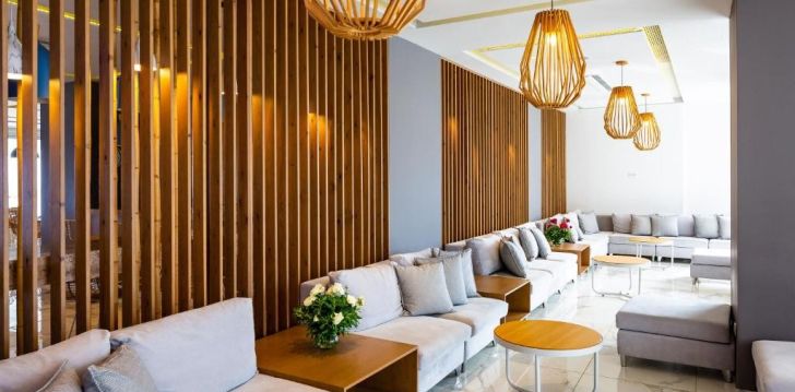 Apsistokite ATALI GRAND RESORT viešbutyje už gerą kainą.