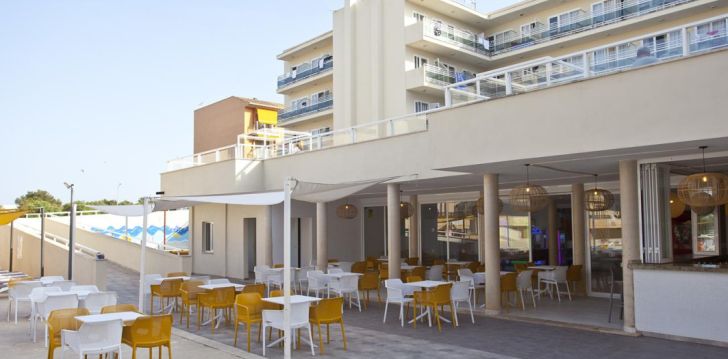 Apsistokite BJ PLAYAMAR HOTEL & APARTMENTS viešbutyje už gerą kainą.