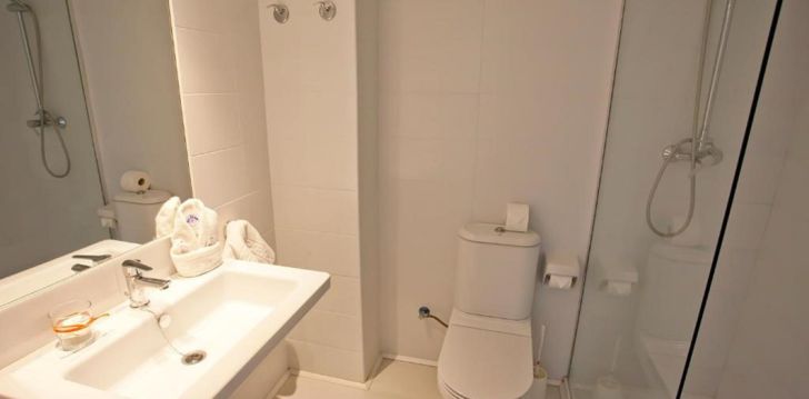 Apsistokite BJ PLAYAMAR HOTEL & APARTMENTS viešbutyje už gerą kainą. 