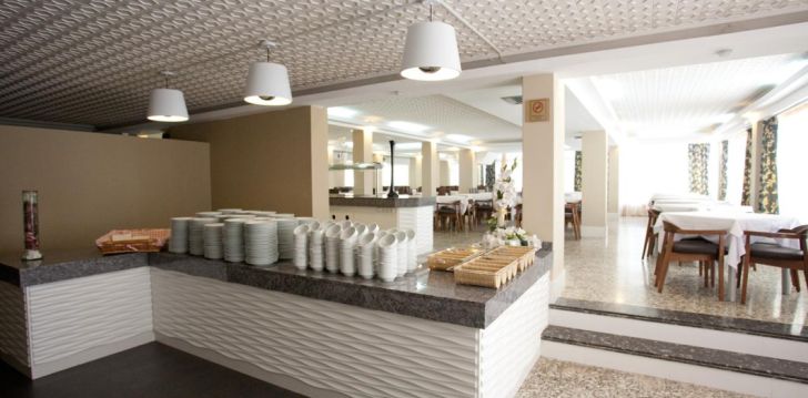 BJ PLAYAMAR HOTEL & APARTMENTS - klientų vertinamas, kaip geras kainos ir kokybės santykis. 