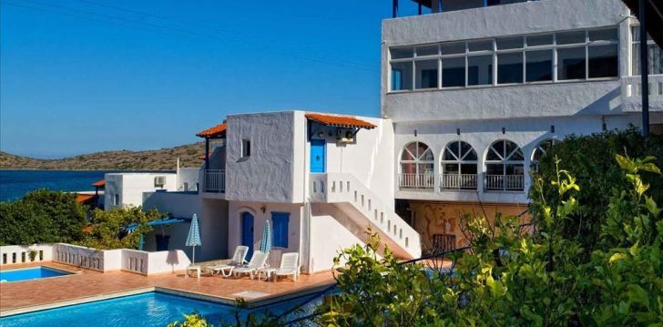 Apsistokite SELENA VILLAGE HOTEL viešbutyje už gerą kainą. 