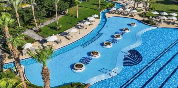 Apsistokite STEIGENBERGER ALDAU BEACH HOTEL viešbutyje už gerą kainą.