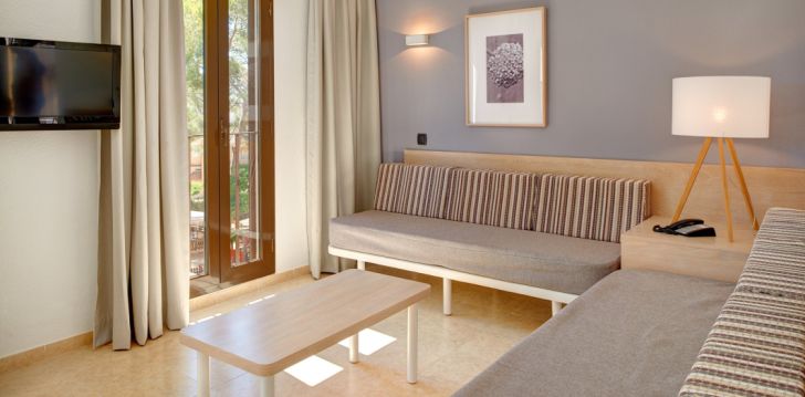 Planuoji kelionę į Ispanija? apsistokite 3 viešbutyje PROTUR FLORIANA RESORT APARTHOTEL.