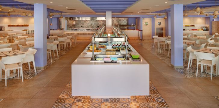 Viešbutis PROTUR FLORIANA RESORT APARTHOTEL įsikūręs Ispanija.