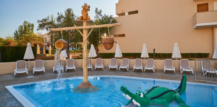 Viešbutis PROTUR FLORIANA RESORT APARTHOTEL įsikūręs Ispanija. 