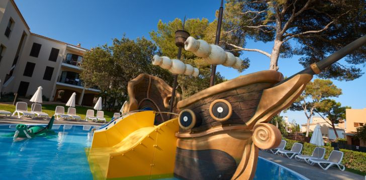 Jaukus viešbutis PROTUR FLORIANA RESORT APARTHOTEL, jūsų atostogoms