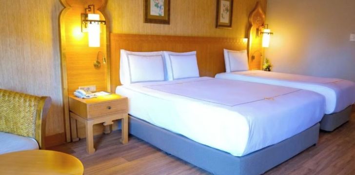 Apsistokite ROYAL DRAGON HOTEL viešbutyje už gerą kainą.