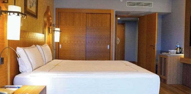 ROYAL DRAGON HOTEL - klientų vertinamas, kaip geras kainos ir kokybės santykis.