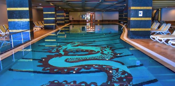 Rinkitės viešbutį ROYAL DRAGON HOTEL kelionei į Turkija