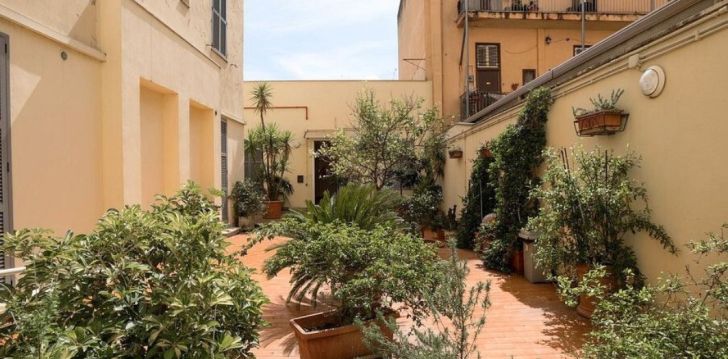 Apgyvendinimas 2* HOTEL TAORMINA