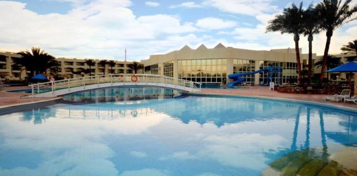 AURORA ORIENTAL RESORT SHARM EL SHEIKH - klientų vertinamas, kaip geras kainos ir kokybės santykis. 