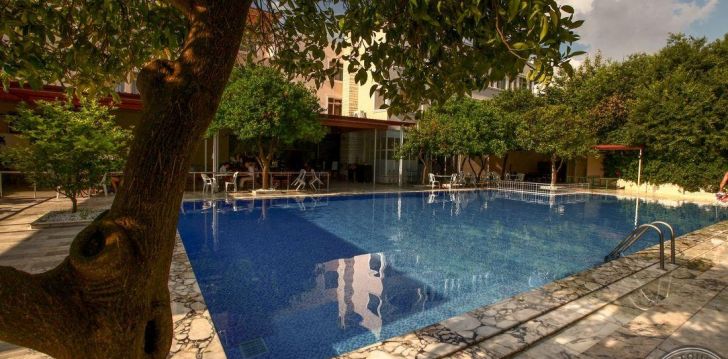 Apsistokite KORIENT HOTEL viešbutyje už gerą kainą. 