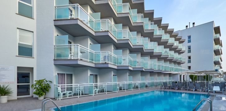 BQ AMFORA BEACH (ADULTS ONLY 18+) - klientų vertinamas, kaip geras kainos ir kokybės santykis. 
