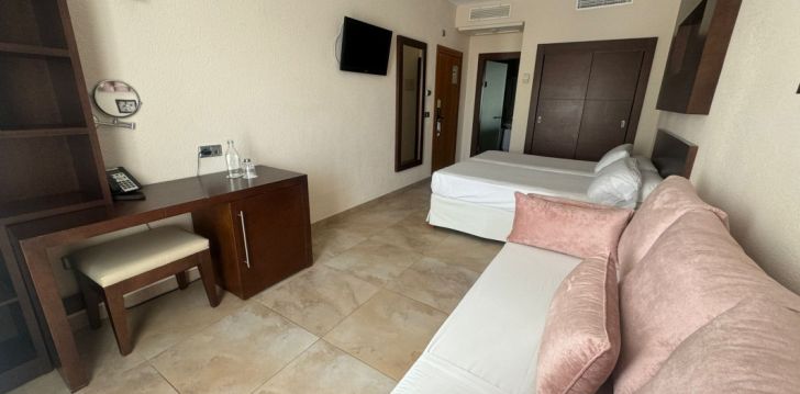 Jaukus viešbutis HOTEL CONDESA, jūsų atostogoms