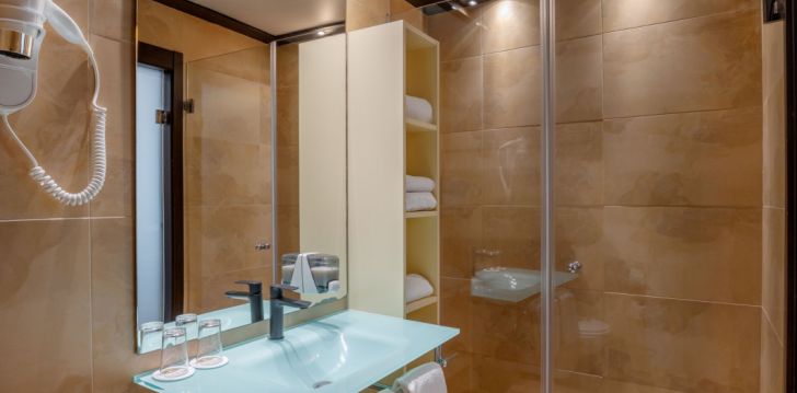 Patogus viešbutis jūsų kelionei – 4* HOTEL CONDESA