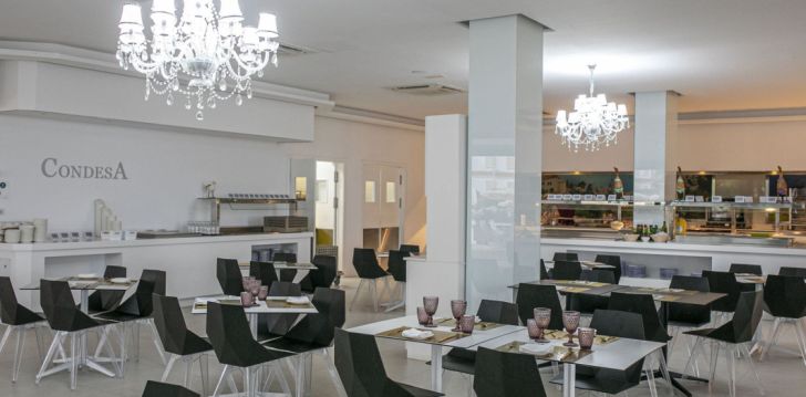 Viešbutis HOTEL CONDESA įsikūręs Ispanija.