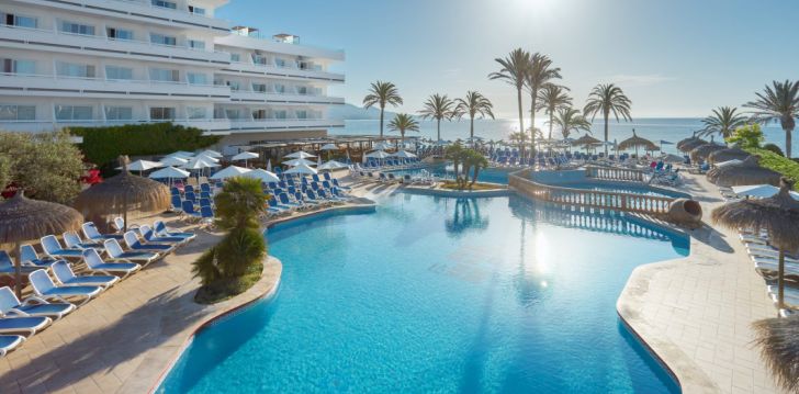 Apsistokite HOTEL CONDESA viešbutyje už gerą kainą. 