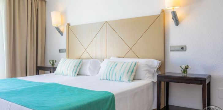 Viešbutis BLAU PUNTA REINA RESORT įsikūręs Ispanija.