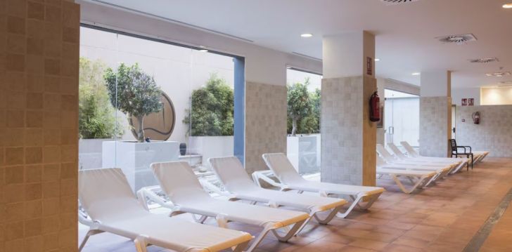 Apsistokite MYRAMAR FUENGIROLA viešbutyje už gerą kainą. 