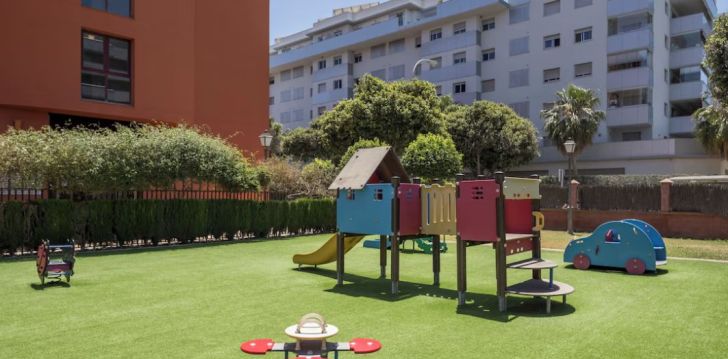 Planuoji kelionę į Ispanija? apsistokite 3 viešbutyje MYRAMAR FUENGIROLA.