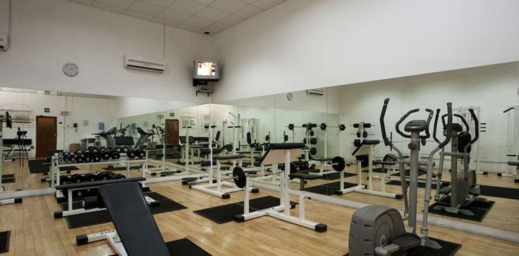 Rinkitės viešbutį CLUB HOTEL DOLPHIN kelionei į Šri Lanka