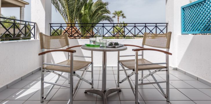 Viešbutis DEDALOS HOTEL įsikūręs Graikija. 