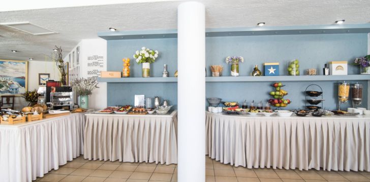 DEDALOS HOTEL - klientų vertinamas, kaip geras kainos ir kokybės santykis. 