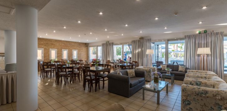 Viešbutis DEDALOS HOTEL įsikūręs Graikija.