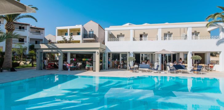 Apsistokite DEDALOS HOTEL viešbutyje už gerą kainą. 