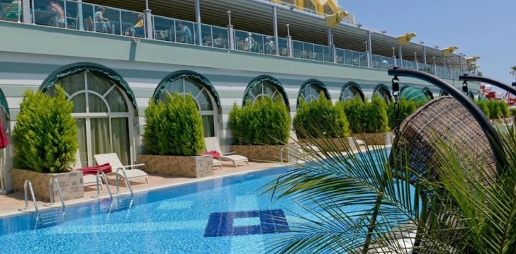 Viešbutis DELPHIN IMPERIAL įsikūręs Turkija.