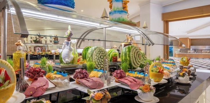 Viešbutis DELPHIN IMPERIAL įsikūręs Turkija.