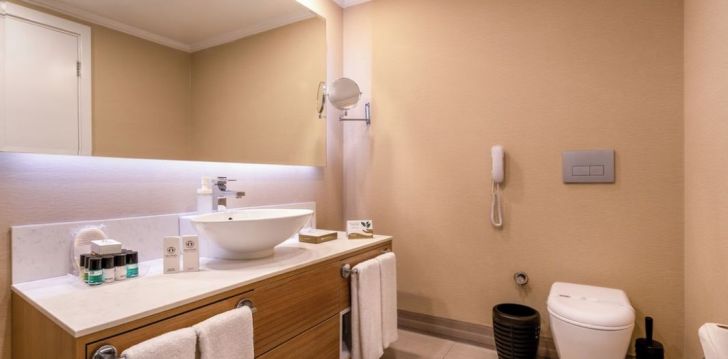 DELPHIN IMPERIAL - klientų vertinamas, kaip geras kainos ir kokybės santykis. 