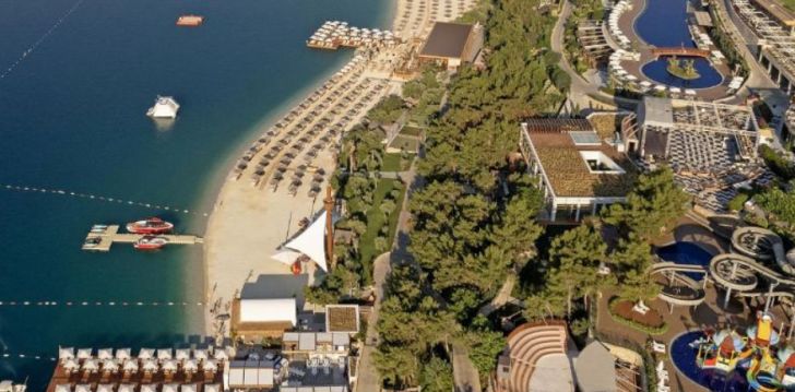 Atostogos Turkija – apsistokite viešbutyje TITANIC LUXURY COLLECTION