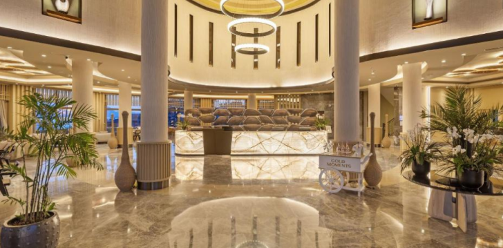 Viešbutis TITANIC LUXURY COLLECTION įsikūręs Turkija. 