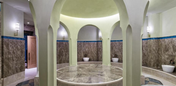 Atostogos Turkija – apsistokite viešbutyje TITANIC LUXURY COLLECTION