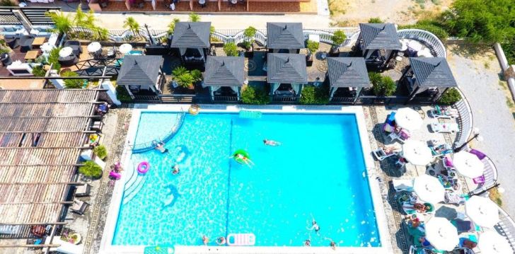 Atostogos Graikija – apsistokite viešbutyje CORALLI APARTMENTS