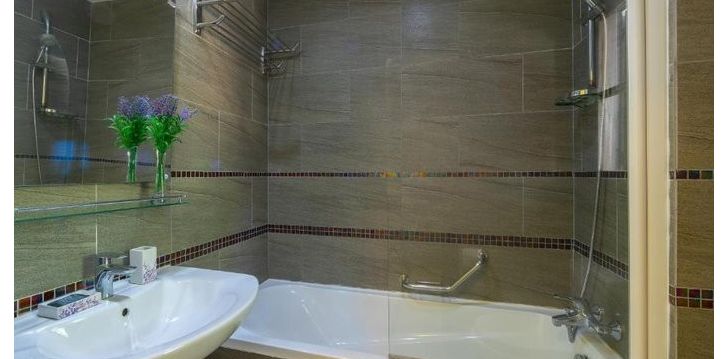 Apsistokite LATCHI FAMILY RESORT viešbutyje už gerą kainą.