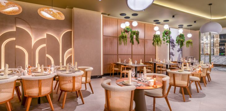 NEO PALACE - klientų vertinamas, kaip geras kainos ir kokybės santykis. 