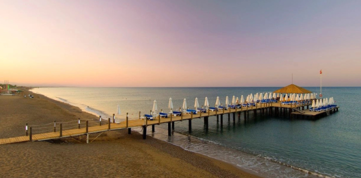 Apgyvendinimas 5* BLUE WATERS CLUB
