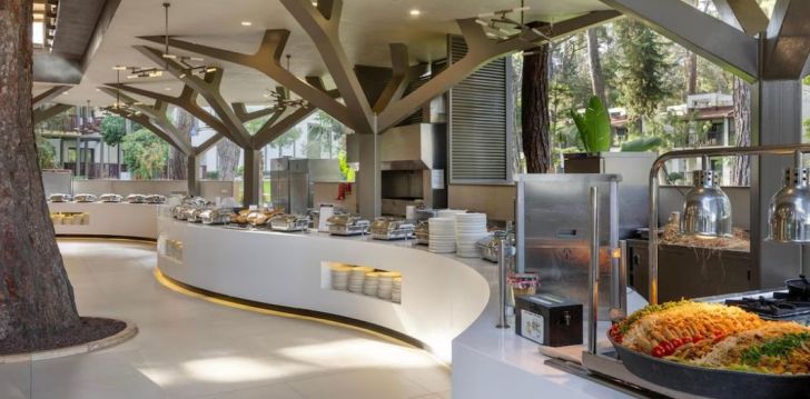 Apsistokite SEVEN SEAS HOTEL LIFE viešbutyje už gerą kainą.